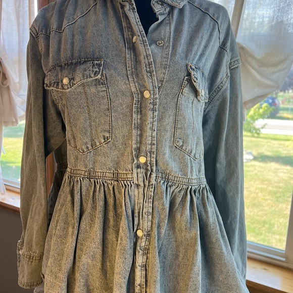Denim Ruffle Shirt - Picture 3 of 7